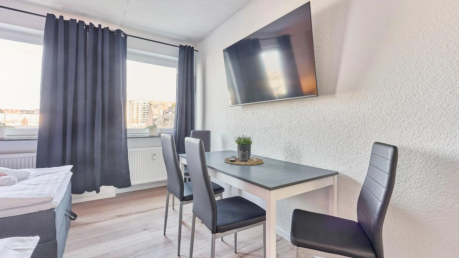 Schoene Wohnung Ludwigshafen Balkon Wlan Zentrale Lage Germany
