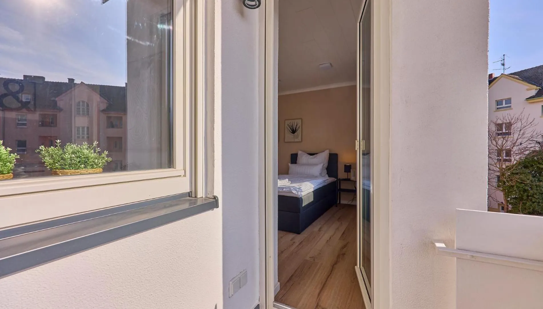 Schoene Wohnung Ludwigshafen Balkon Wlan Zentrale Lage 0*, Ludwigshafen am Rhein Germany